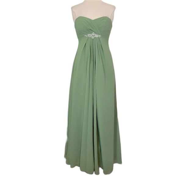 Bill levkoff gown   - Picture 1 of 11